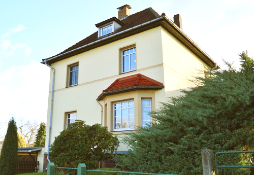 Immobilienangebot - Verkauf gepflegtes villenähnliches Haus / EFH mit herrlichem Garten in sehr guter Wohnlage